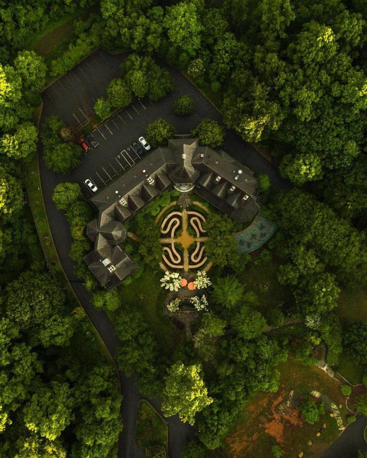 阿什维尔 Om Sanctuary Holistic Retreat酒店 外观 照片